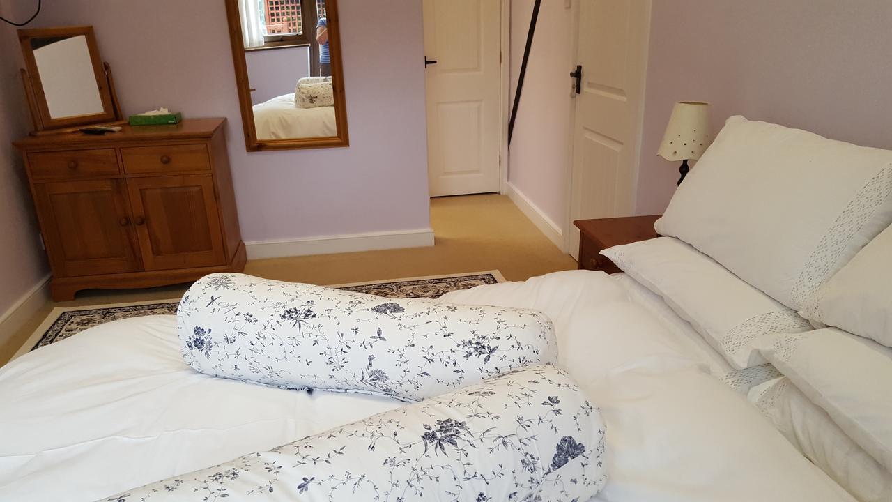 Follets B&B Pewsey Exterior foto